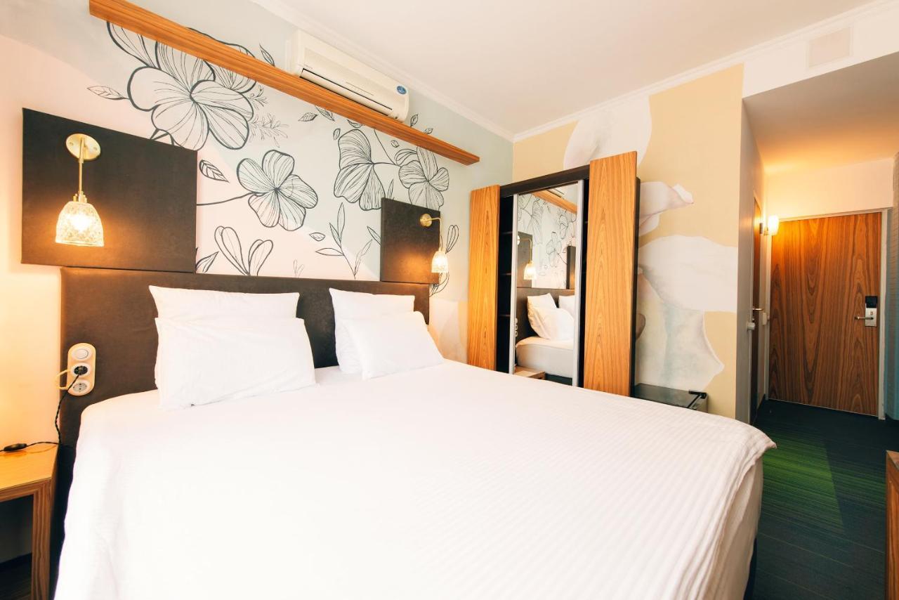 Inn Ozz Astana Εξωτερικό φωτογραφία